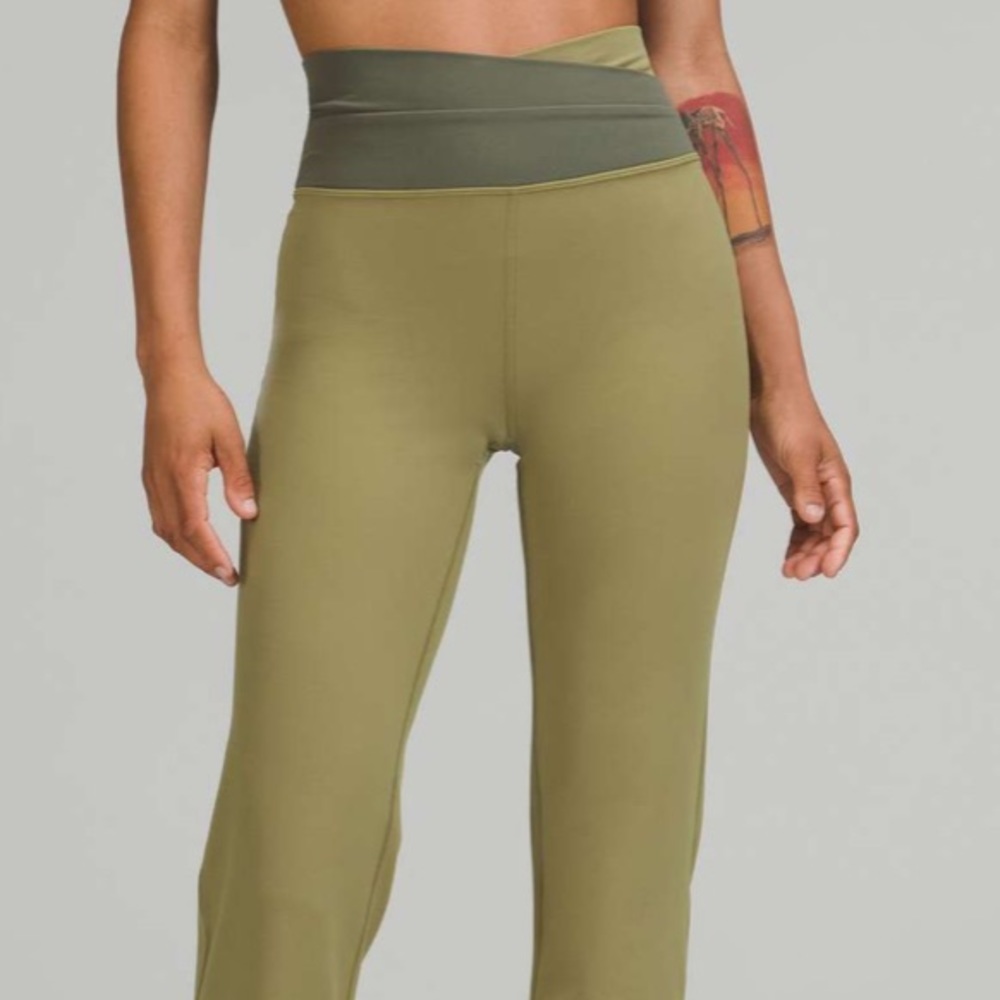 Lululemon Throwback Astro Pant